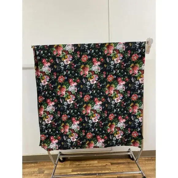 Ralph Lauren Floral & Black RARE Isadora Cossette King Ruffle Sheet 100” x 104” - Picture 3 of 8